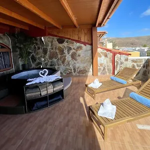 Chabela's Seaview Penthouse & España