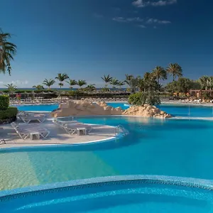 sheraton-fuerteventura-beach-golf-spa-resort-caleta-de-fuste.in-canary-islands.com/
